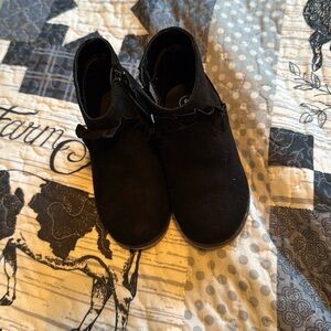 Toddler Black Booties